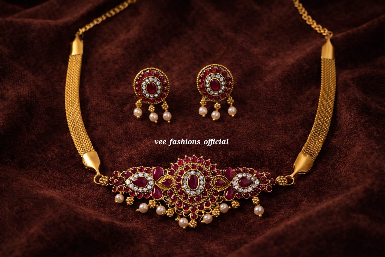 Red Choker Set (Matte)