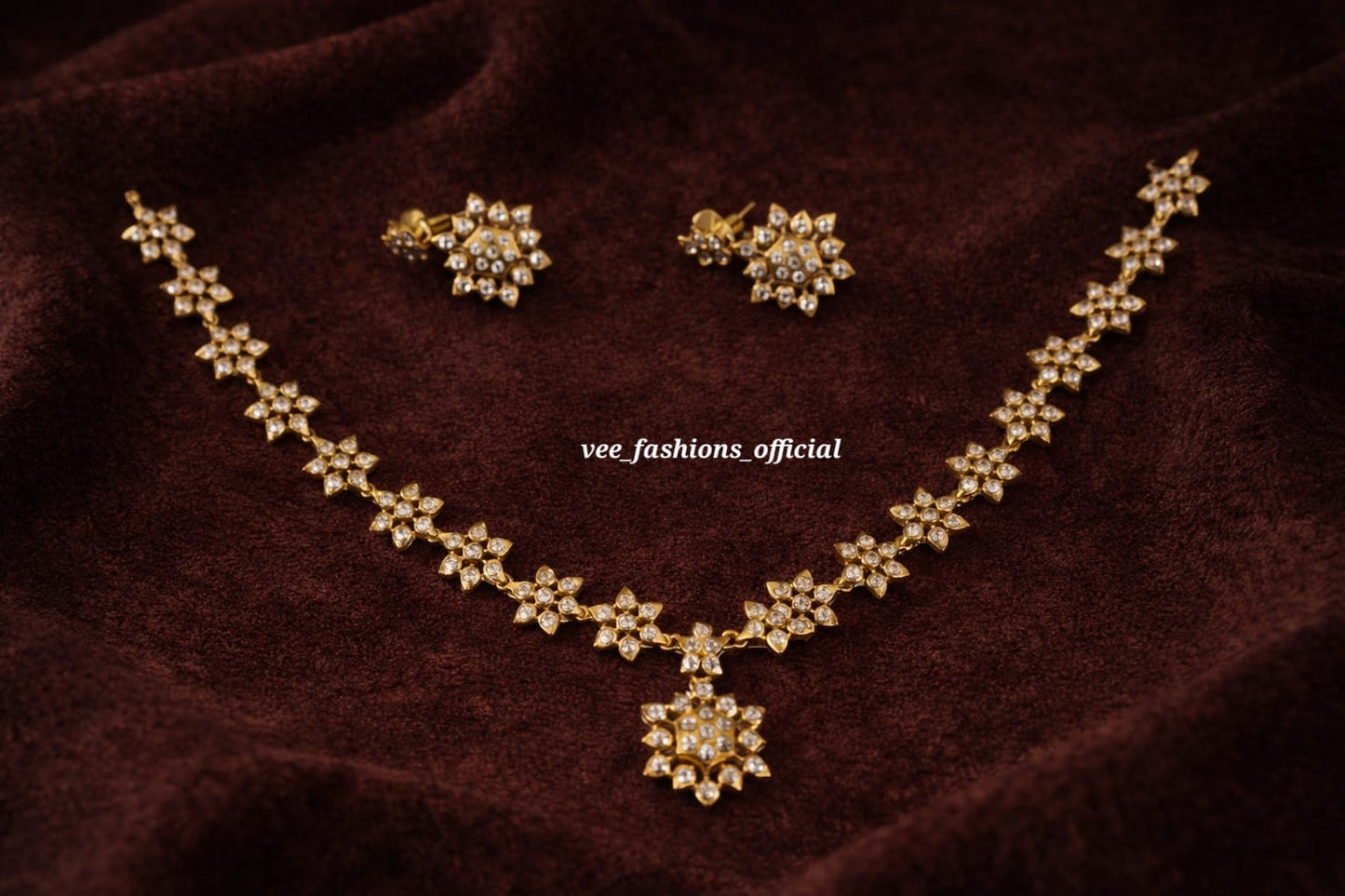 Gold lookalike Necklace Set (Matte)