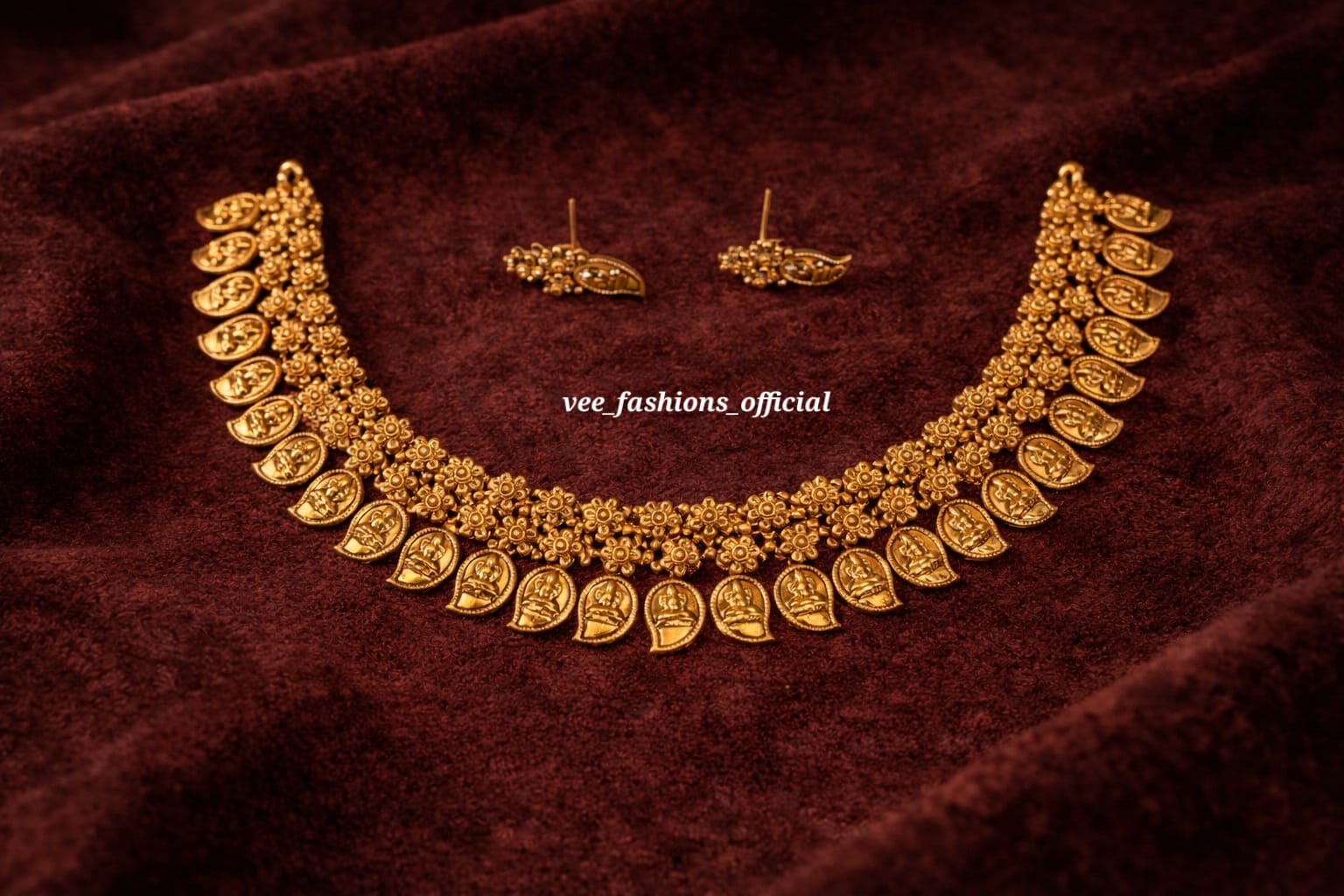 Royal Lakshmi Mango Set (Matte)
