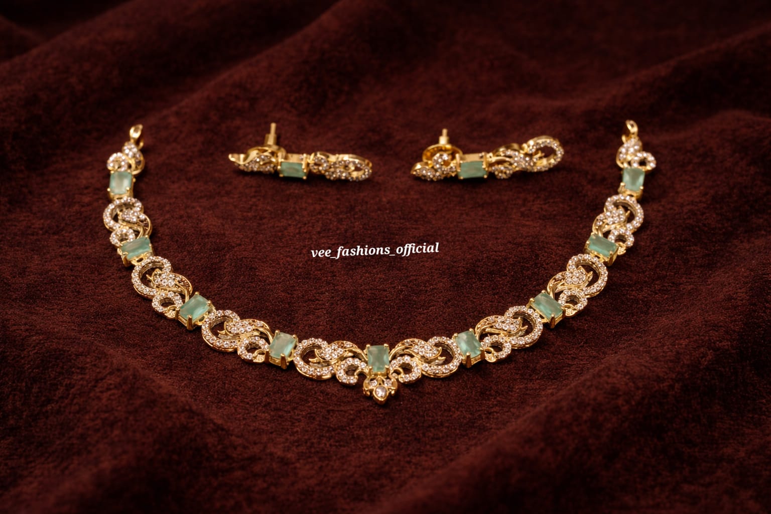 Premium Diamond lookalike Necklace Set(Premium)