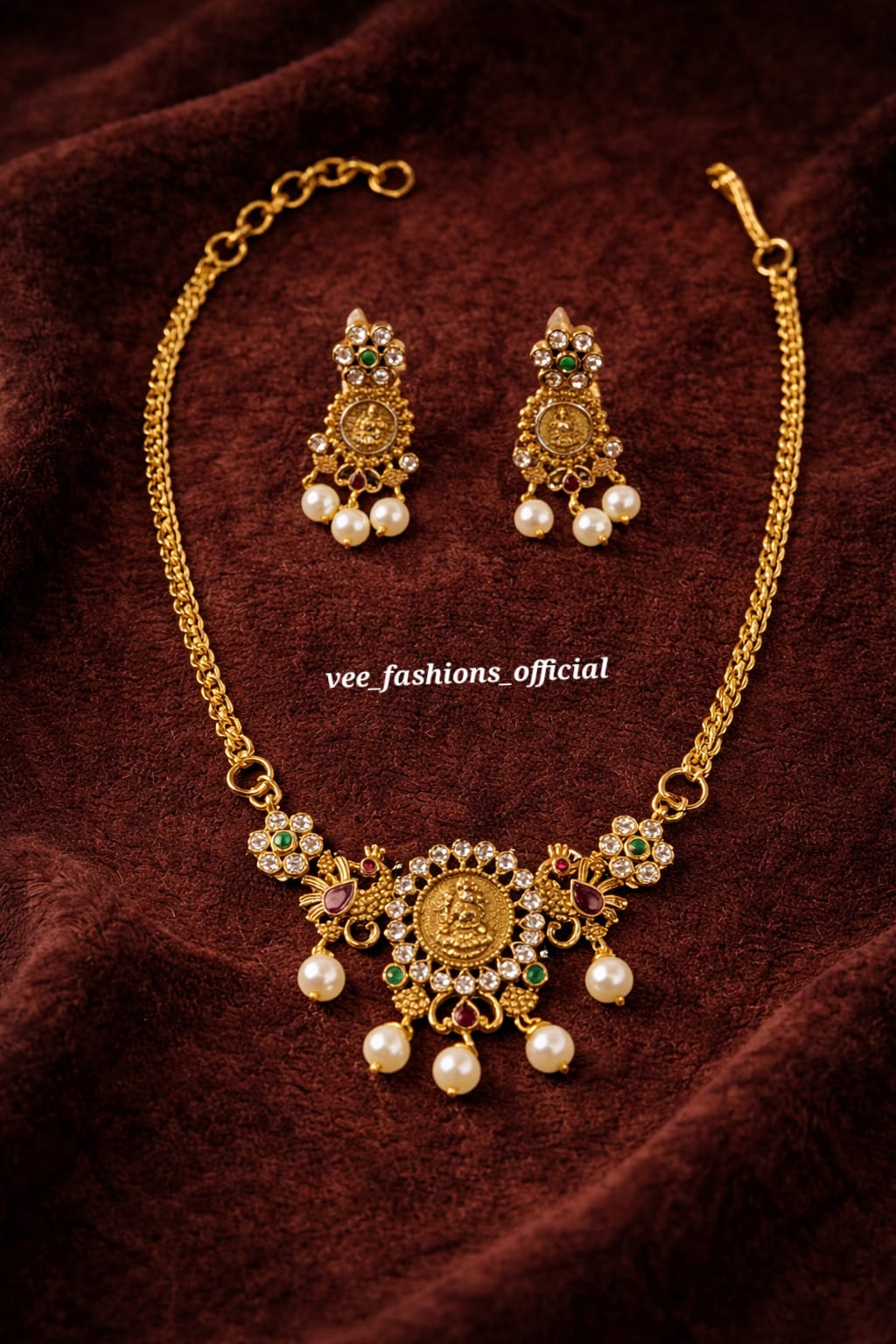 Lakshmi Pearl Necklace Set (Matte)
