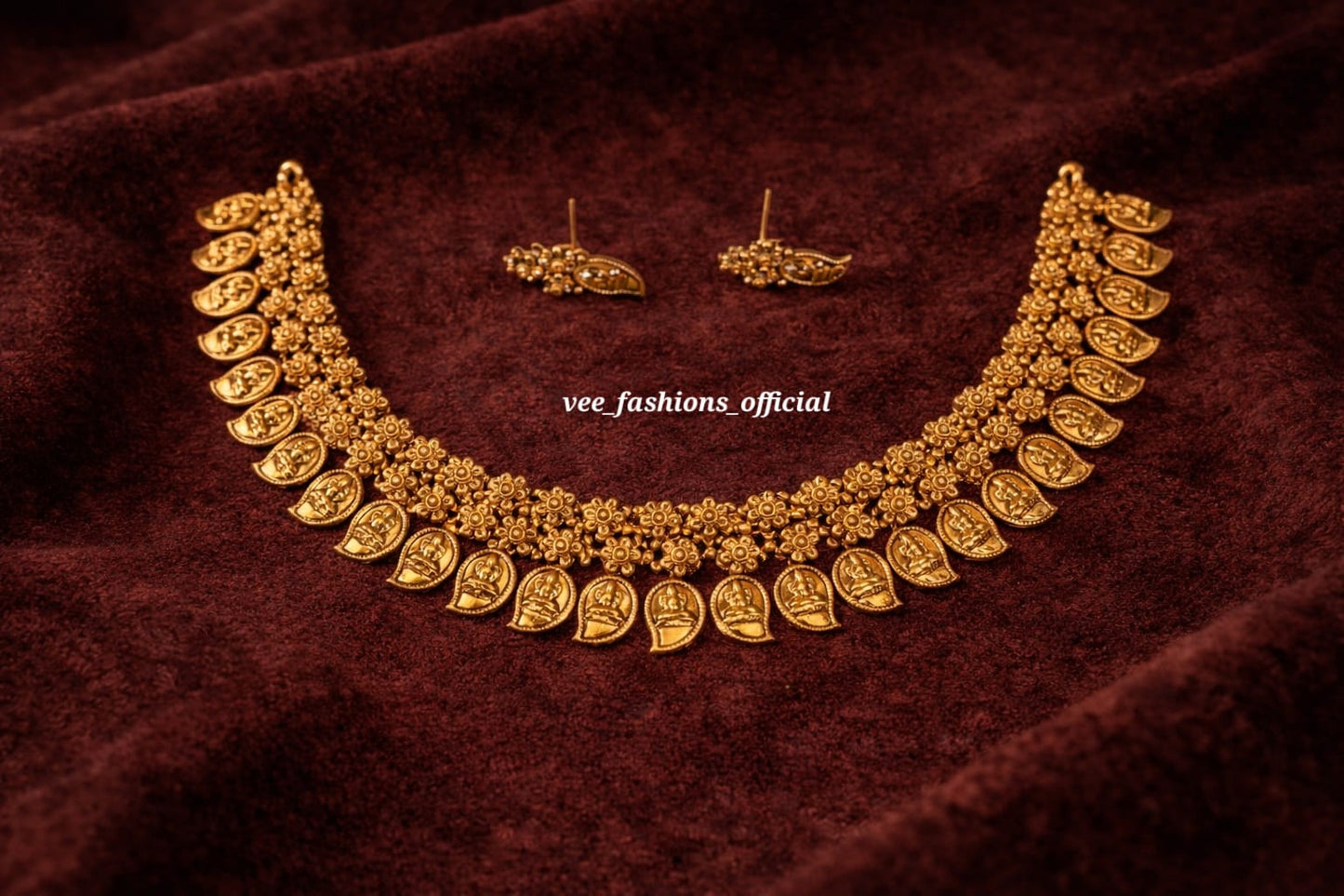 Royal Lakshmi Mango &nbsp;Set (Matte)