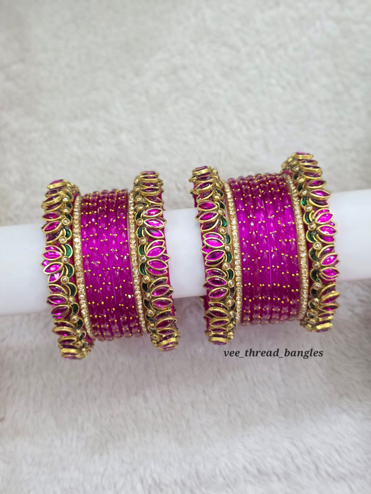 Beautiful Dark Rose Lotus set (Budget Friendly Bangles)