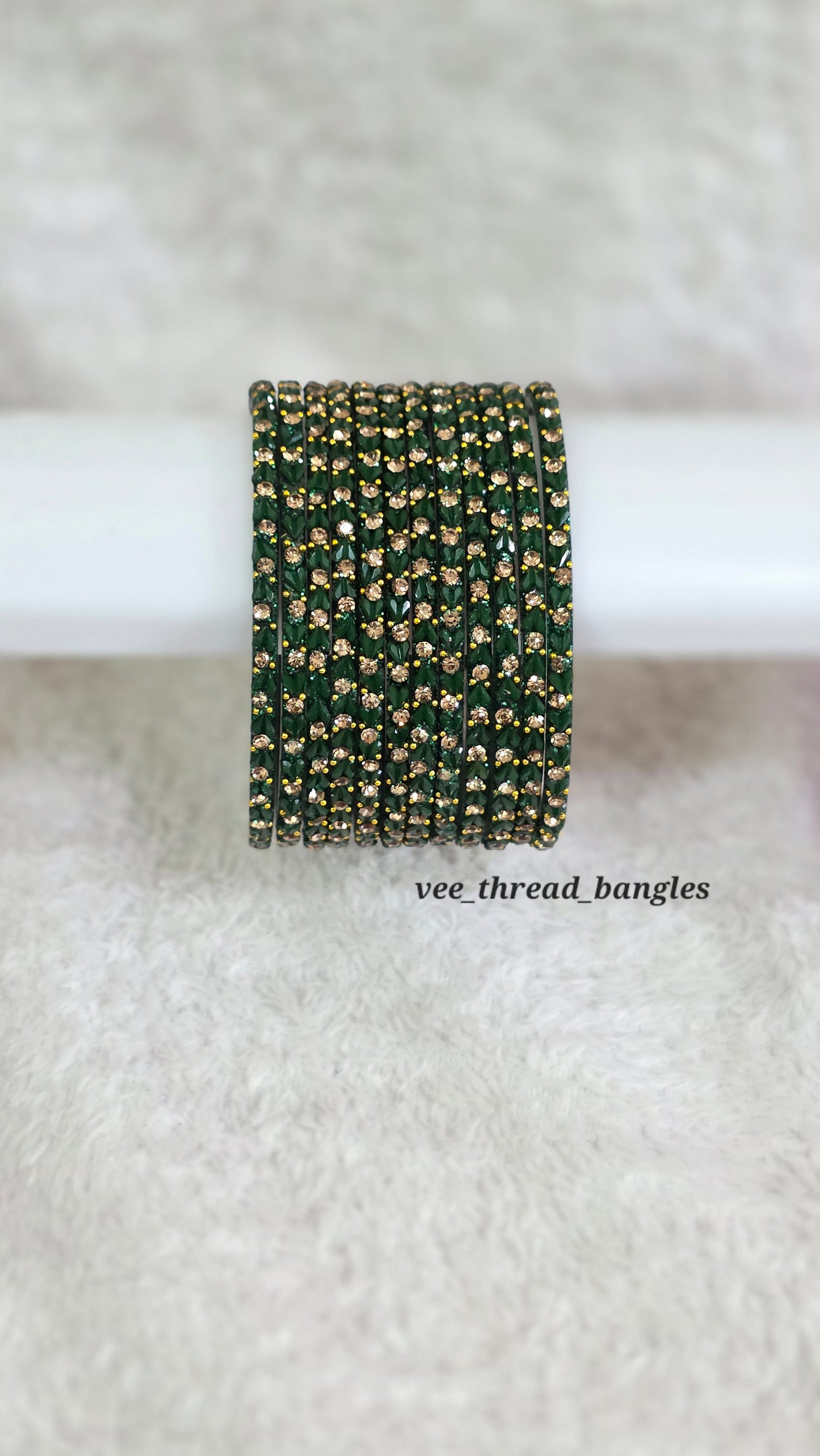 Bottle Green  Heart glass Bangles (Heart  Bangles )